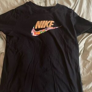 Xl kids Nike t soccer themed